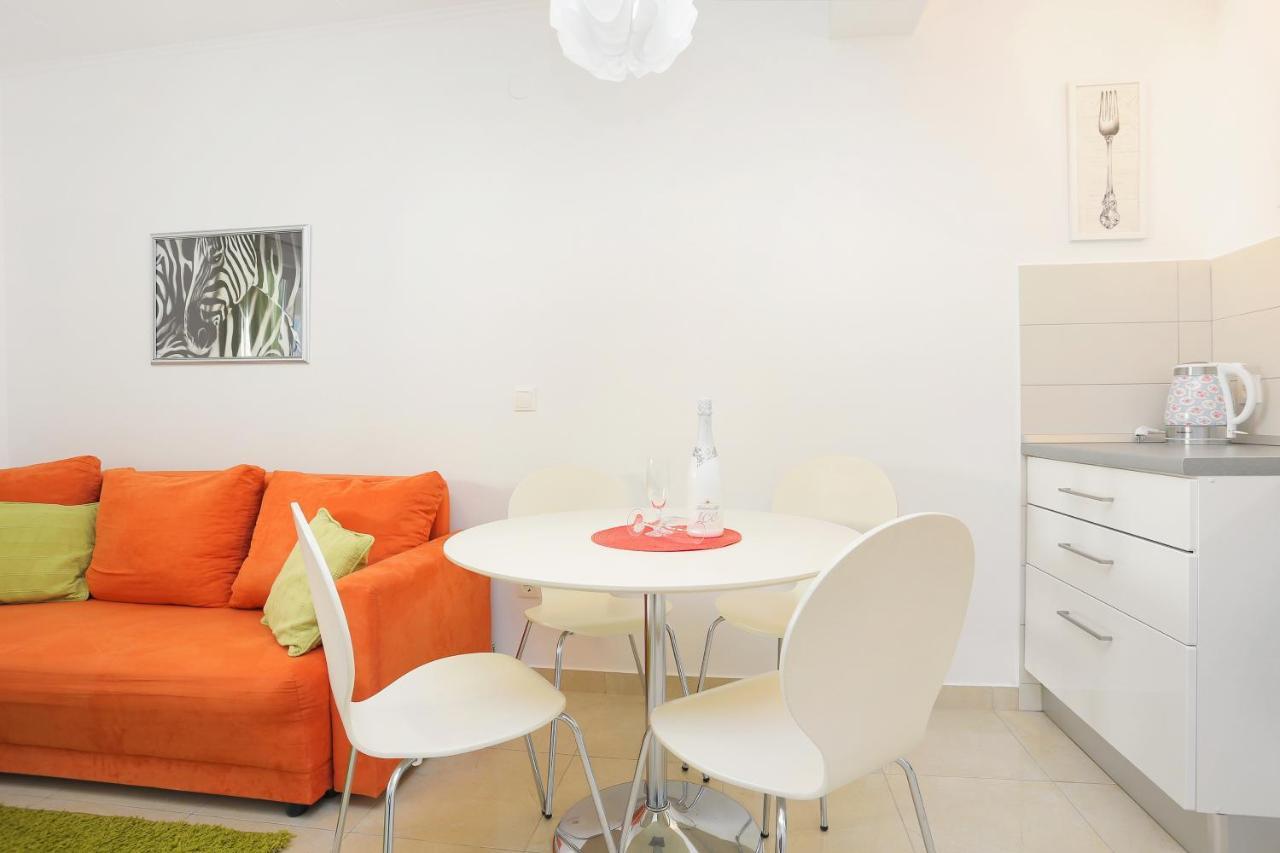 Apartments By The Sea Podgora, Makarska - 2594 Dış mekan fotoğraf